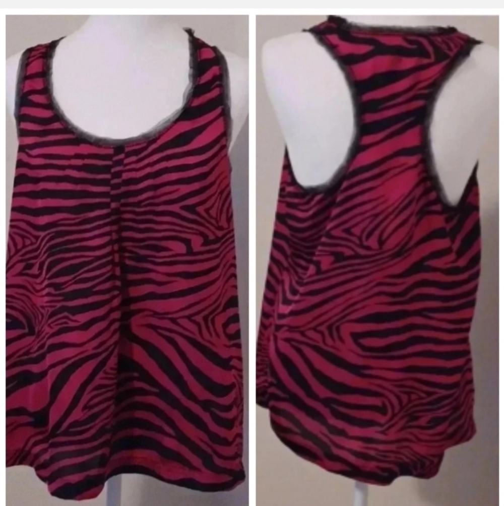 -- Express Animal print top with lace Women's Size Medium - Picture 2 of 7